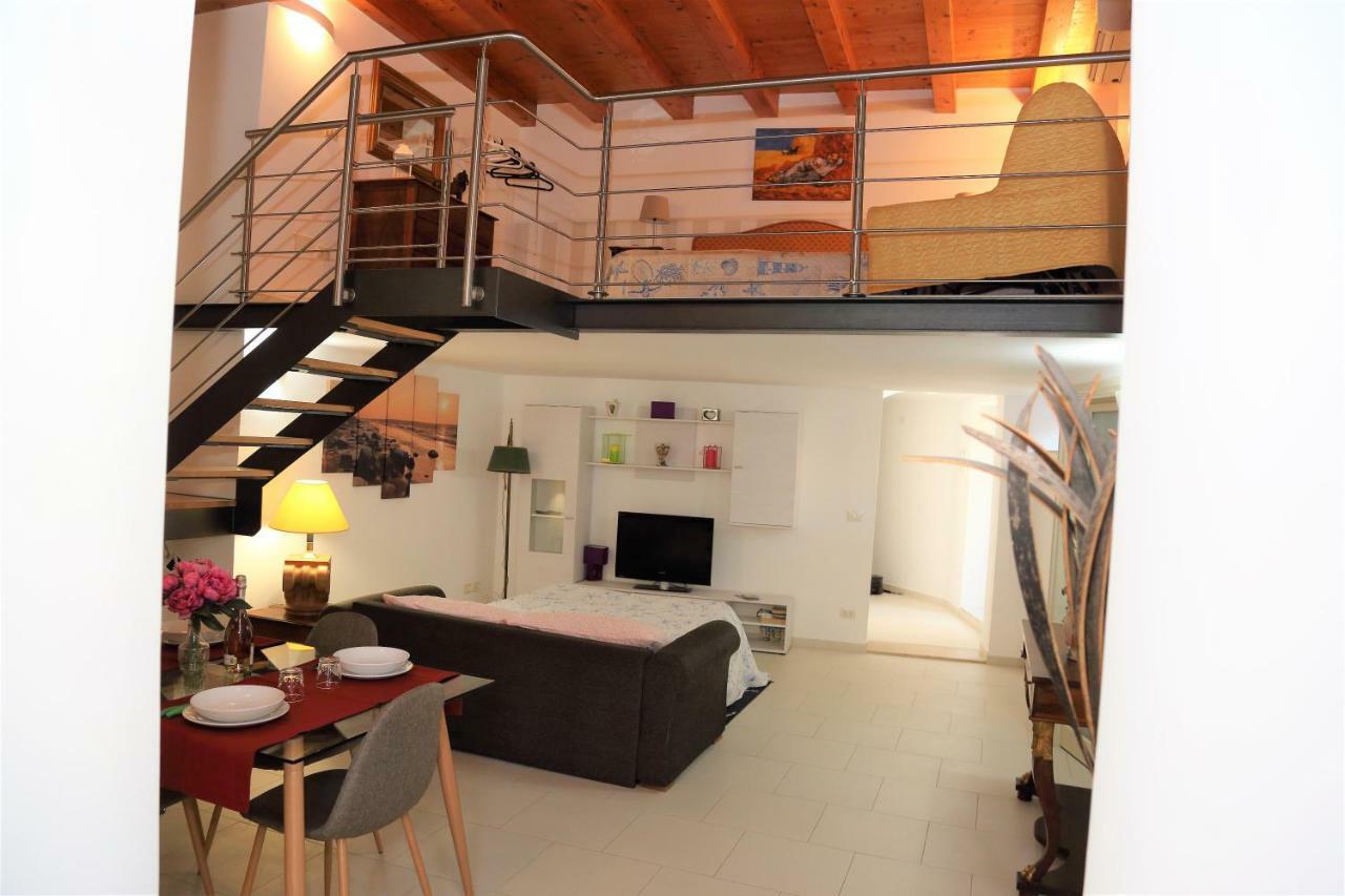 Mega House Διαμέρισμα Κατάνια Εξωτερικό φωτογραφία